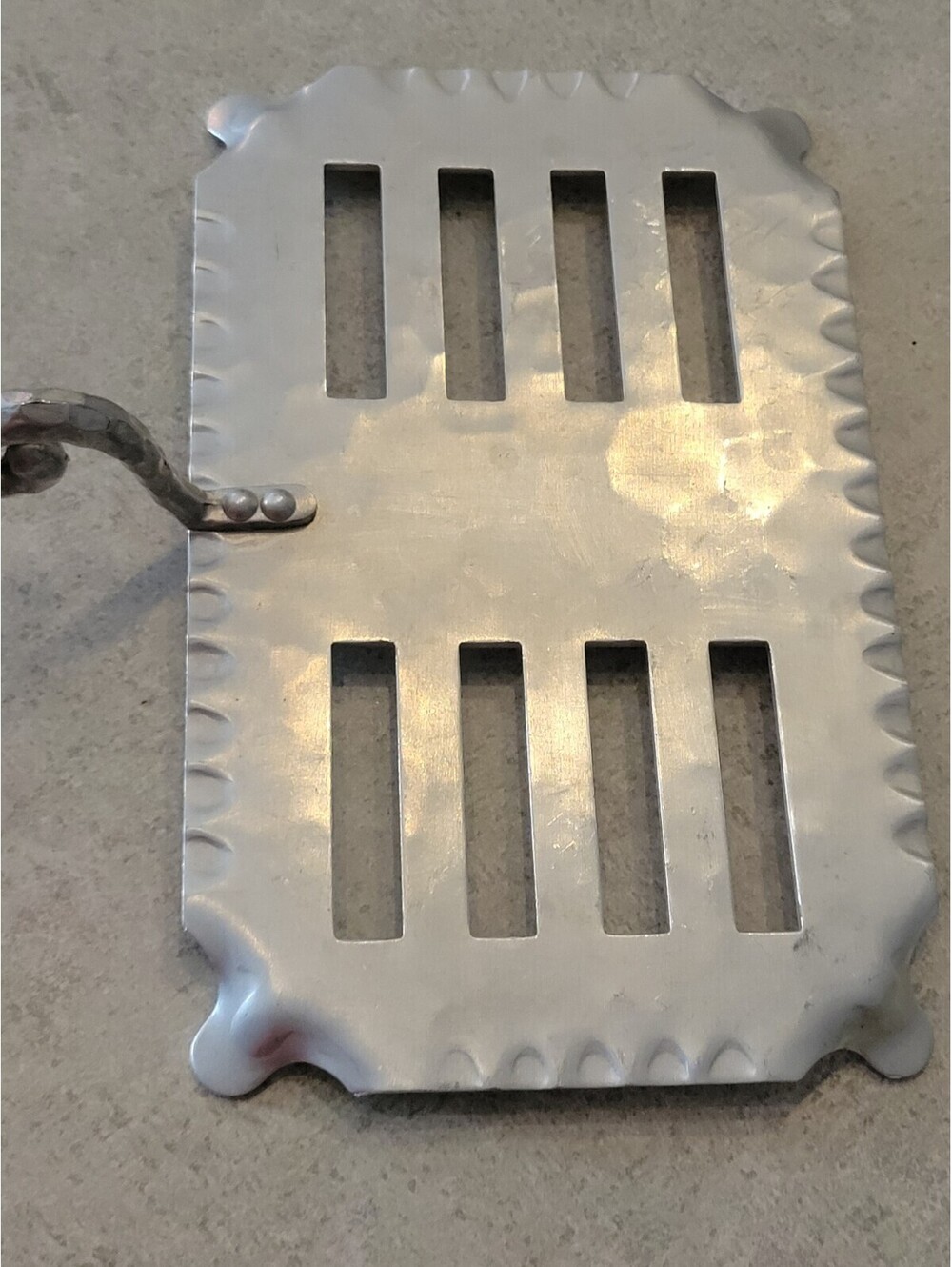 Vintage 1950s Hammered Aluminum Trivet Cooling Tray With Handle M2